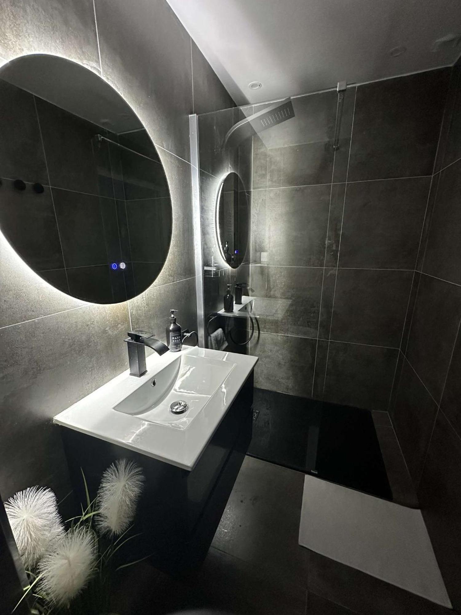 Apartment Dima Jacuzzi Privatif Vedène