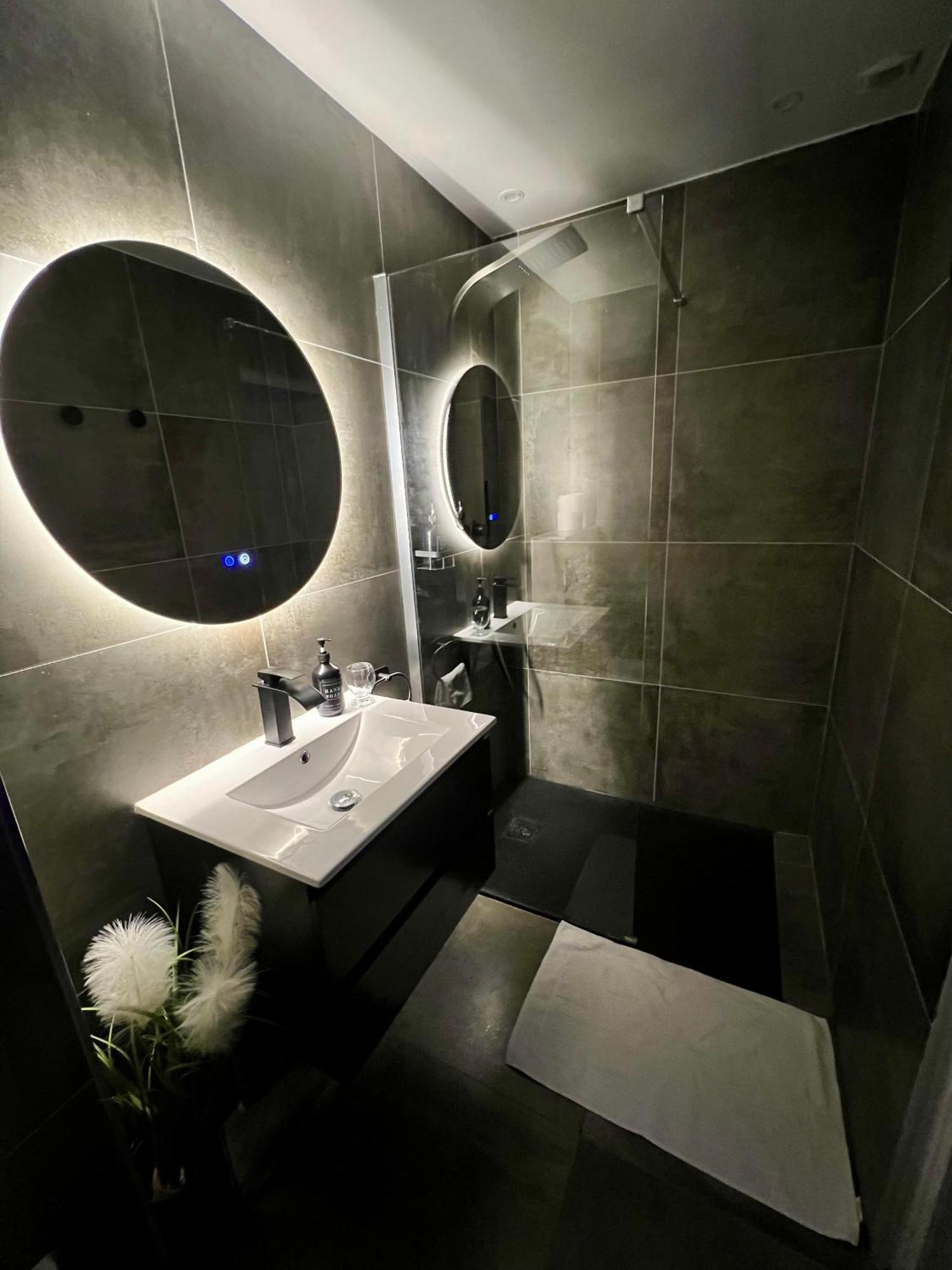 Apartment Dima Jacuzzi Privatif Vedène