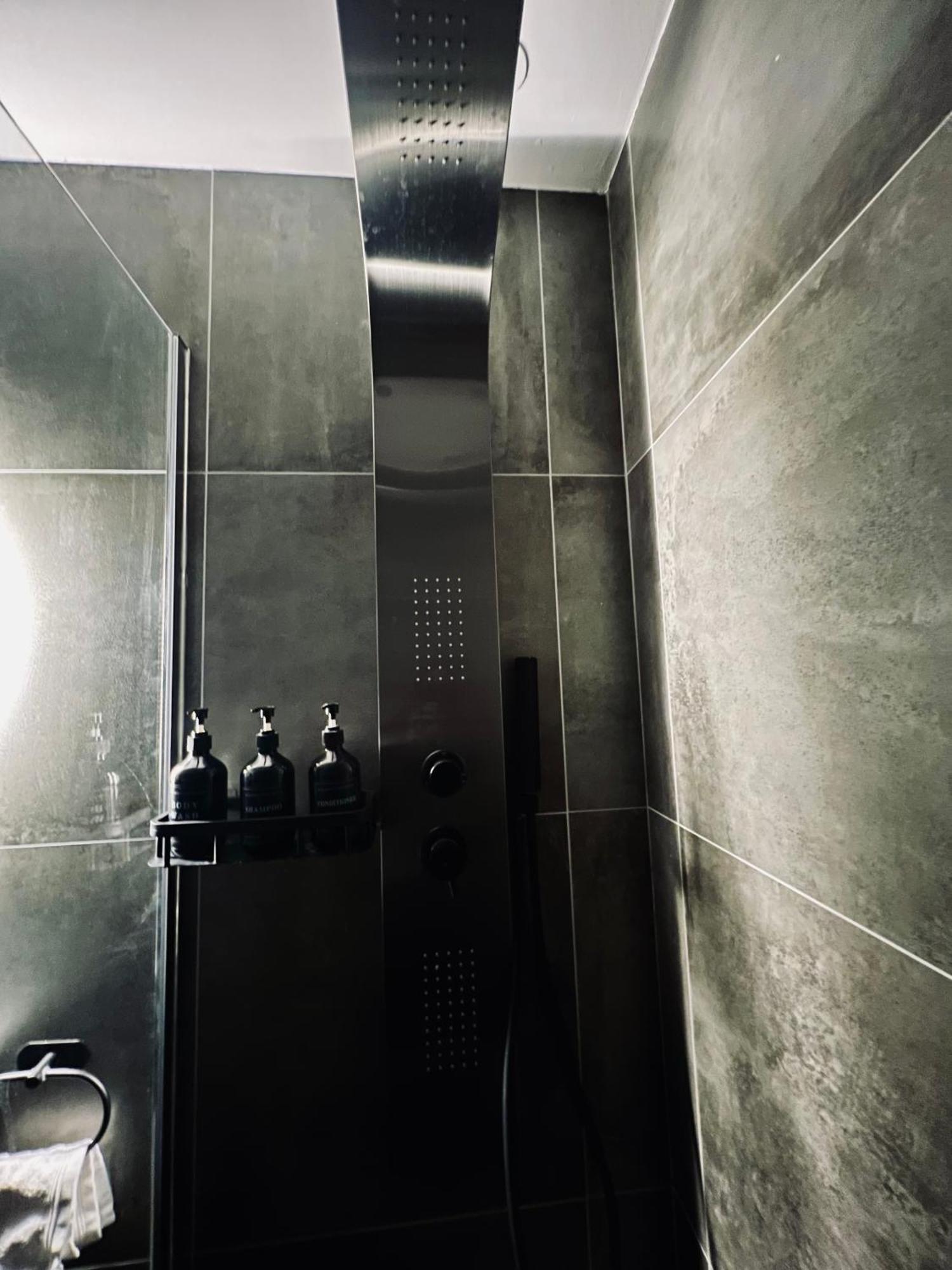 Dima Jacuzzi Privatif Apartment